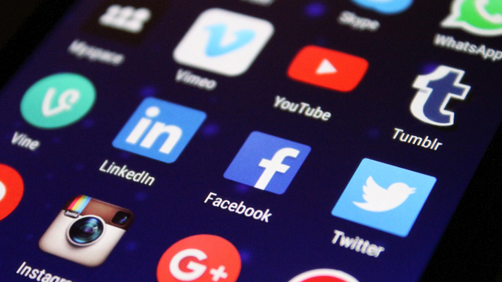 Réseaux Sociaux & Contenu